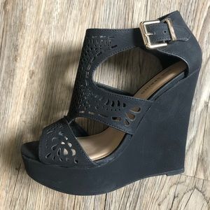 NWOT Call It Spring Wedge heels size 6.5